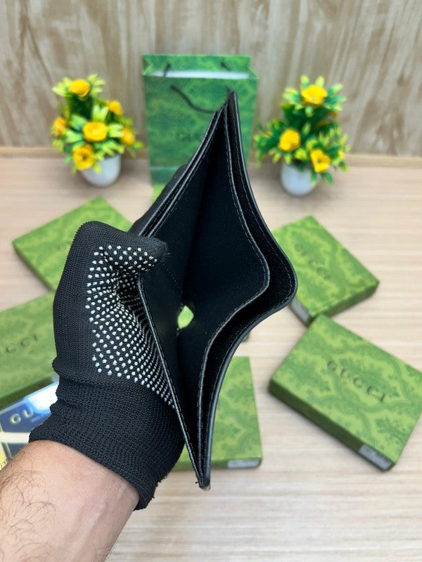 Gucci Classic GG Leather Wallet – Black with Gold Emblem