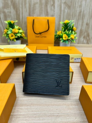 Louis Vuitton Epi Leather Bi-Fold Wallet – Noir Black