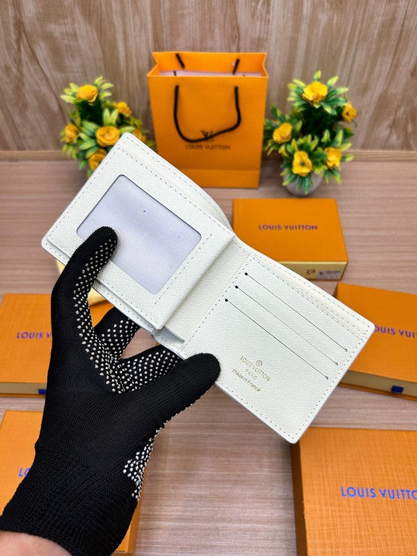 Louis Vuitton Monogram Printed Bi-Fold Wallet – “LV Globe” Edition (White Canvas)