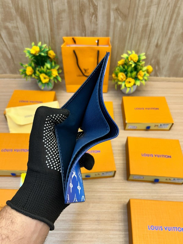 Louis Vuitton Brazza Wallet – Monogram Clouds Blue