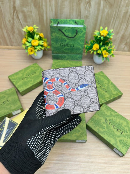 Gucci GG Supreme Snake Bifold Wallet
