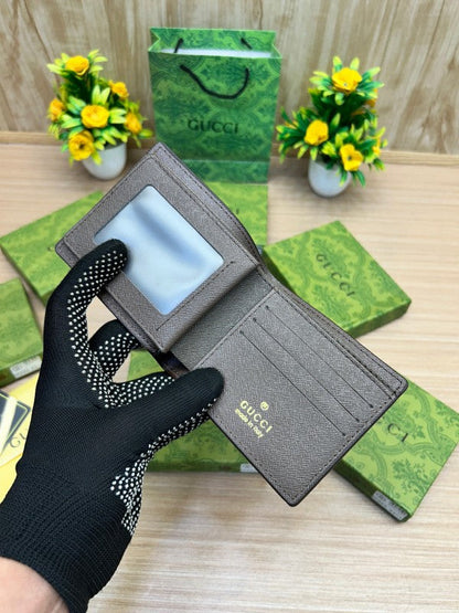 Gucci GG Supreme Snake Bifold Wallet