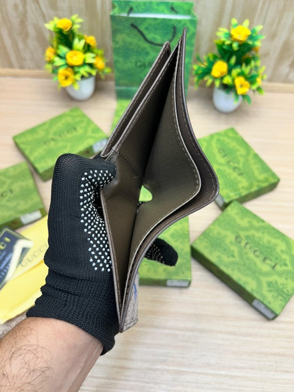 Gucci GG Supreme Snake Bifold Wallet