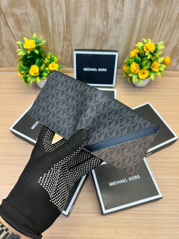 MICHAEL KORS Rivington Striped Logo Billfold Wallet With Coin Pouch - Pale black