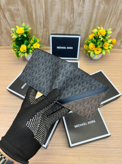 MICHAEL KORS Rivington Striped Logo Billfold Wallet With Coin Pouch - Pale black